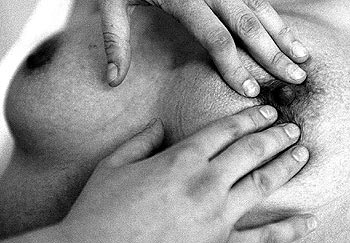 Exploración de mamas en el hospital Vall d'Hebron de Barcelona.