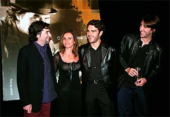 Joaquín Sabina presentó  Con buena letra  con Ana Belén, José Tomás y Benjamín Prado.