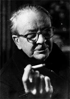 Raymond Chandler, autor de    El largo adiós .