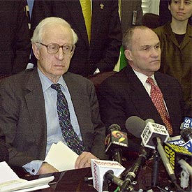 El fiscal del distrito de Nueva York, Robert Morghentau, a la izquierda, en una foto de archivo.