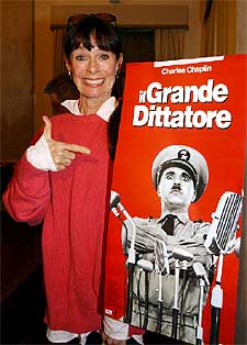 Geraldine Chaplin presenta a su padre