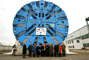 Una tuneladora de 92 metros para la línea 9 del metro de Barcelona