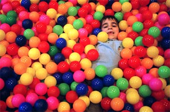 JUVENALIA VUELVE POR NAVIDAD.