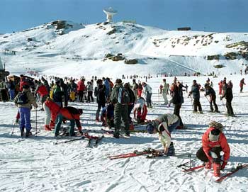 Esquiadores en la zona de Borreguiles de Sierra Nevada el pasado mes de diciembre.