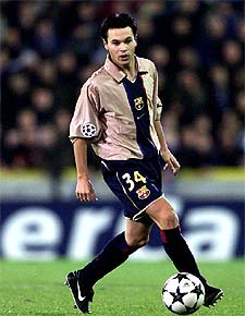 Iniesta, en un momento del partido Barça-Recreativo.