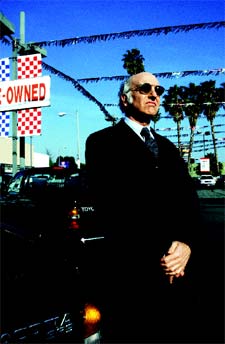 Larry David, protagonista de    Curb your enthusiasm,  Globo de Oro a la mejor comedia.