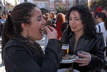 Los gaditanos se preparan para el Carnaval