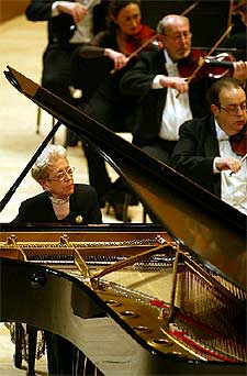 Alicia de Larrocha, el viernes, en el Auditori de Barcelona.