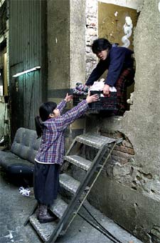 Cerco a los asentamientos gitanos de Barcelona