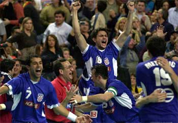 CROACIA SE LLEVA EL ORO.