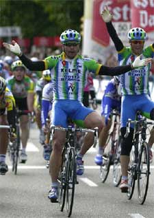 GÁLVEZ ABRE EL AÑO COMO EN 2002.