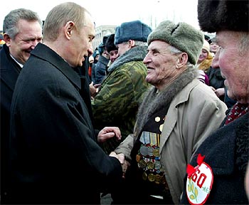 Putin equipara a nazis y terroristas en la antigua Stalingrado