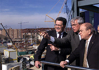 Pujol y Clos, cicerones de Romano Prodi en las obras del Fòrum