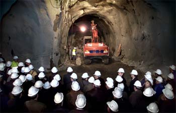 Último martillazo al túnel del futuro tranvía de Nou Barris