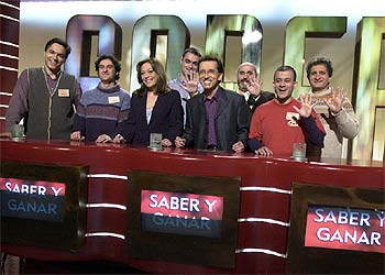 El equipo de  Saber y ganar  celebra el quinto aniversario del programa.