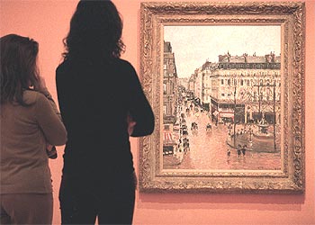 El cuadro de Pissarro  Rue Saint Honoré,  que se encuentra en el Museo Thyssen-Bornemisza.