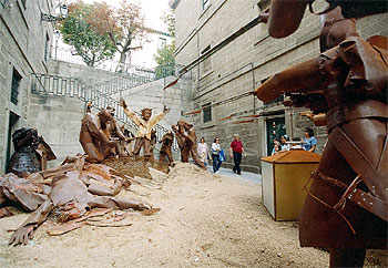  Los fusilamientos del 3 de mayo,  durante la exposición realizada en agosto de 2002.