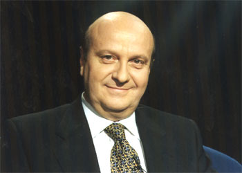 Carlos Dávila, conductor del programa de Televisión Española  El Tercer grado,  en el que entrevistó a Pío Moa.