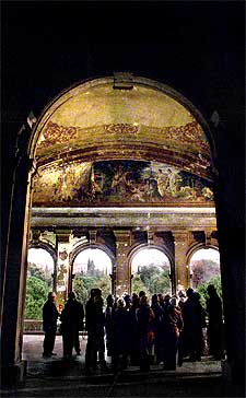 Aspecto actual de lo que será una de las salas de lectura de la biblioteca de arte que se situará en el MNAC.