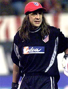 El Mono Burgos, durante un partido del Atlético.
