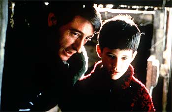 Carmelo Gómez y Andoni Erburu (derecha), en una imagen de  Secretos del corazón. 