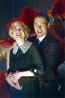 Renée Zellweger y Richard Gere, en  Chicago,   de Rob Marshall  . 