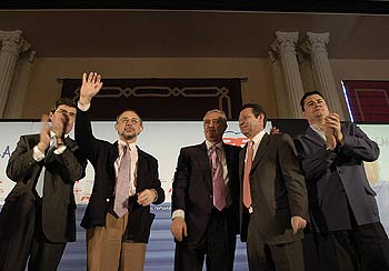 De izqda. a drcha., Fernández de Moya, Montoro, Arenas, Sánchez de Alcázar y Sanz, ayer en Jaen.