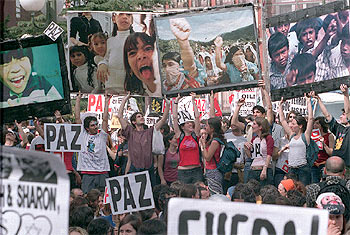5.000 universitarios se manifiestan en Madrid