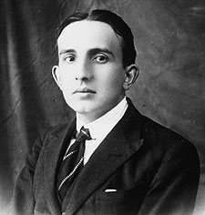 El escritor zaragozano Benjamín Jarnés (1888 - 1949), en 1922
