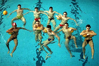 Los jugadores del Canoe posan cariacontecidos.