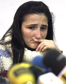 Francisca N. L., durante la conferencia de prensa de ayer.