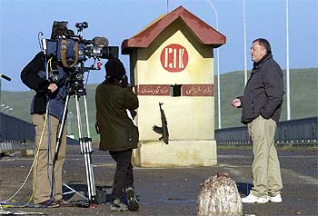 IRAK EXPULSA A LA CNN.