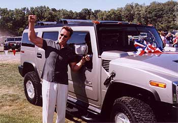 Arnold Schwarzenegger, el actor de  Terminator  y uno de los compradores del Hummer.