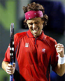 Pato Clavet elimina a Hewitt