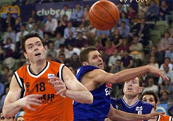 Tomasevic, en el partido contra el Estudiantes.