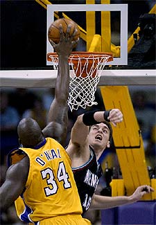 Gasol resiste dignamente ante O'Neal