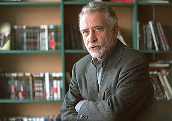 José María Merino es autor de libros como 'La orilla oscura'.