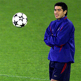 Riquelme, momentos antes de un partido del Barça.