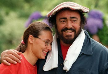 Imagen de archivo de Luciano Pavarotti y Nicoletta Mantovani, que, según la revista alemana  Frau im Spiegel,  se han casado en secreto.