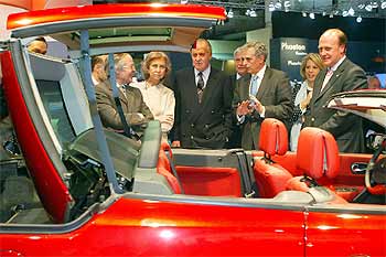 Los fabricantes de coches del Este buscan inversores