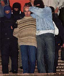 Candidatos detenidos.