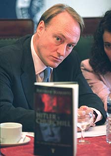 Andrew Roberts, ayer en Madrid.