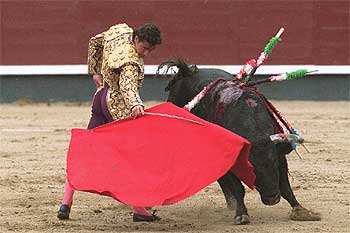 El Fandi, durante su actuación en Las Ventas.