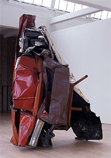  Luftschloss  (1979), de John Chamberlain.