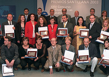 Los premiados, con el presidente del Grupo PRISA, Jesús de Polanco, y el rector Gregorio Peces-Barba.
