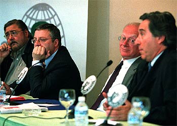 De izquierda a derecha, Antonio Franco, José Blanco, Nicolás Sartorius e Iñaki Gabilondo.