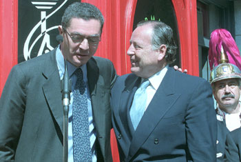 Dos alcaldes y un músico