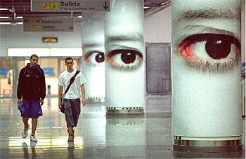 Los ojos inquietantes.