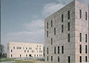 Biblioteca regional y universitaria de Dresde, de Ortner y Ortner.rnrnNueva sinagoga, del estudio Wandel, Hoefer, Lorch y Hirsch.