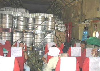 Bidones sobre las cabezas